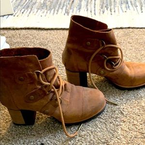 Sorel heeled waterproof boots